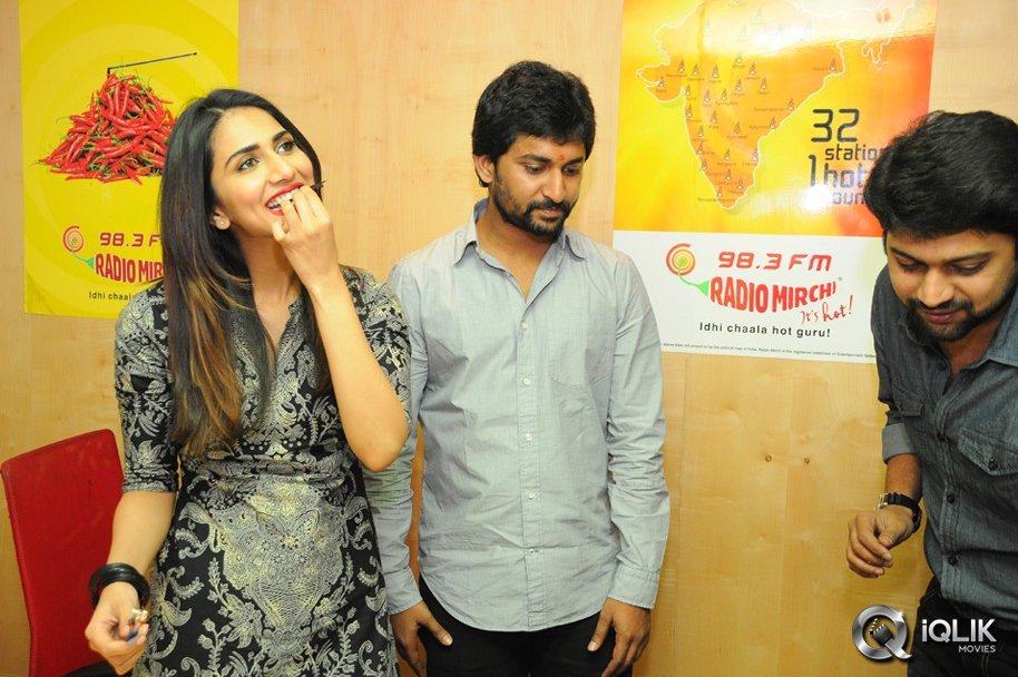 Aaha-Kalyanam-Team-Hungama-at-Radio-Mirchi